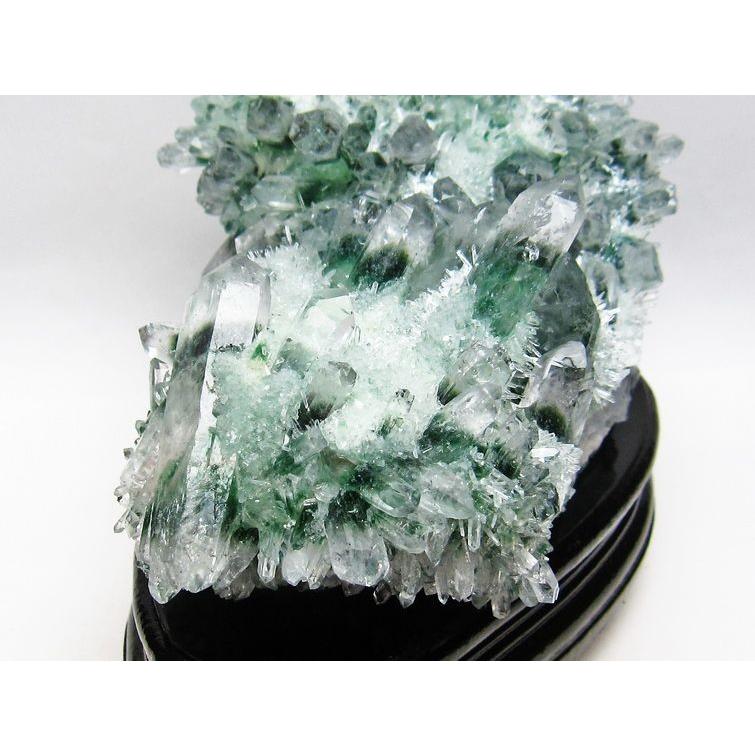 クリスタル  クラスター 水晶 クラスター 四川省産 一点物 [送料無料] 182-6388 : 天然石