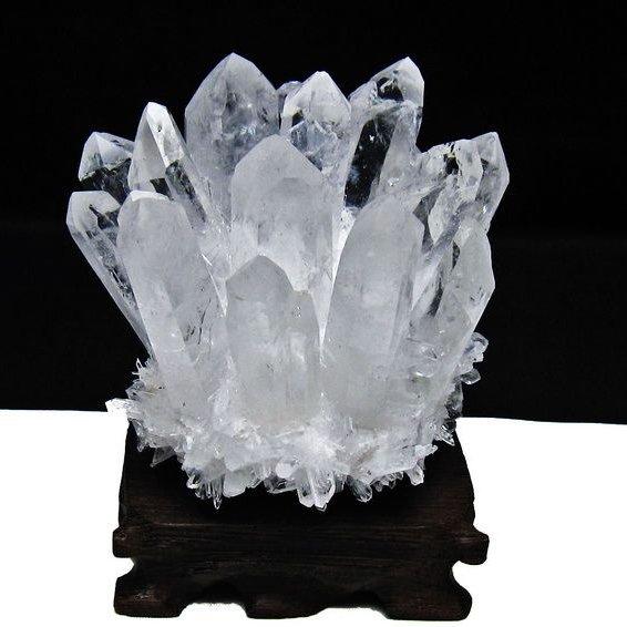 水晶 クラスター 原石 台座付属 一点物 送料無料 182-8339 : 天然石