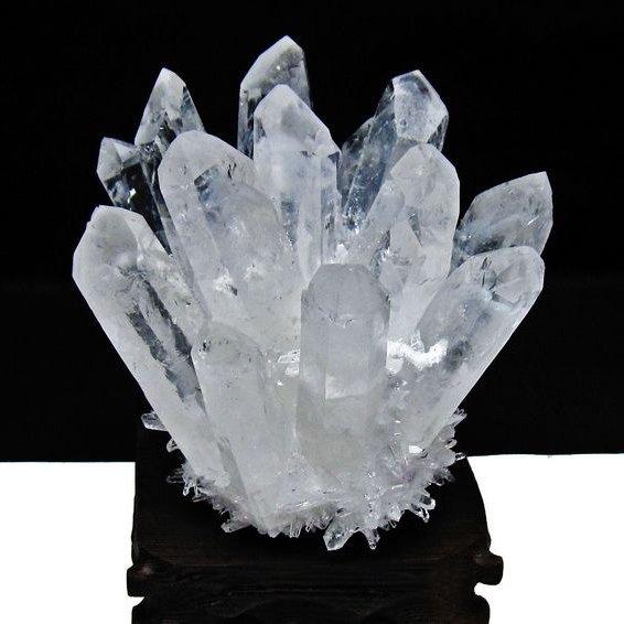 なべ⭐️水晶クラスター　天然石　原石 水晶 クラスター 原石 台座付属 一点物 送料無料 182-8357 : 天然石