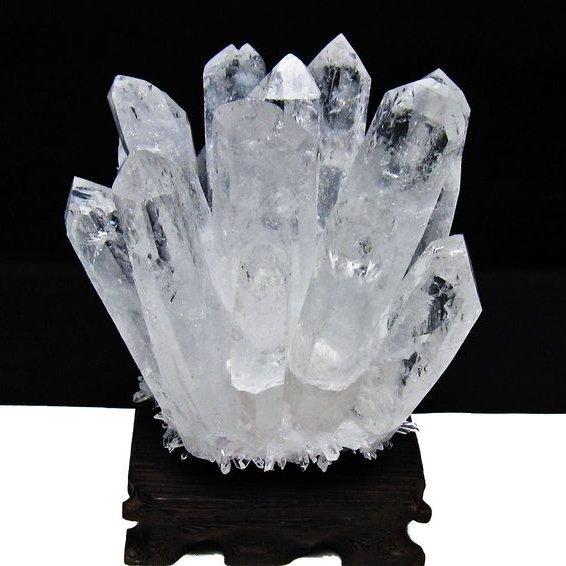 1.1Kg 水晶 クラスター 原石 台座付属 一点物 送料無料 182-8366