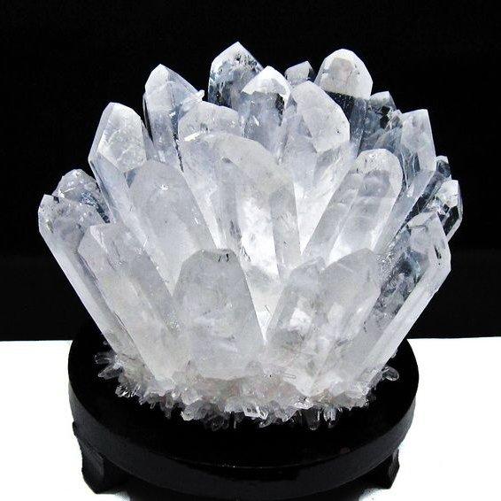 水晶クラスター 約1.33kg 天然石 パワーストーン 自然石 原石 1.3Kg 水晶 クラスター 原石 台座付属 一点物 送料無料 182-8373