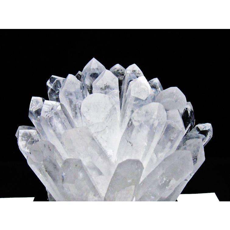 1.5Kg 水晶 クラスター 原石 台座付属 一点物 送料無料 182-8376