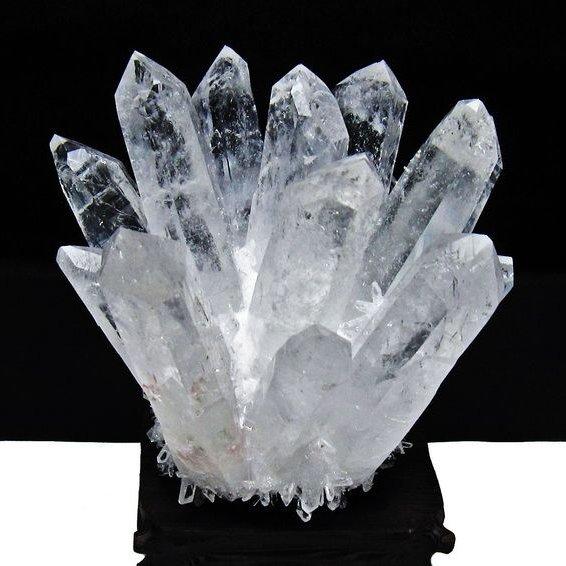 1.1Kg 水晶 クラスター 原石 台座付属 一点物 送料無料 182-8389