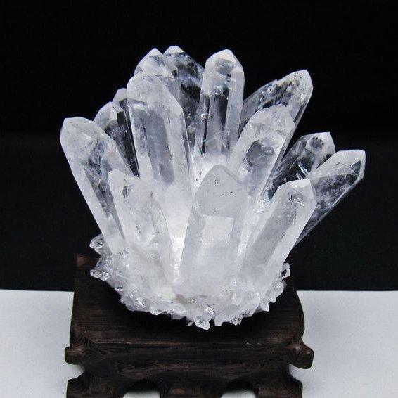 新品❗️水晶　クラスター　原石 水晶 クラスター 原石 台座付属 一点物 182-8569 : 天然石