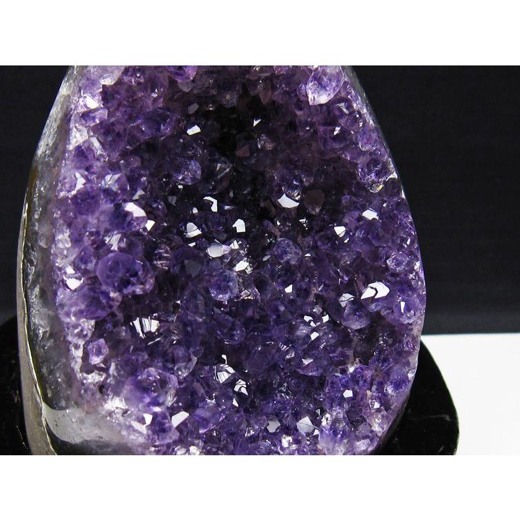 1Kg アメジスト 原石 ウルグアイ産 クラスター amethyst 台座付属 送料