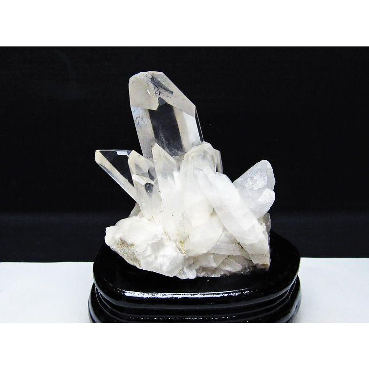 水晶 クラスター マダガスカル産 台座付属 原石 送料無料 一点物 182