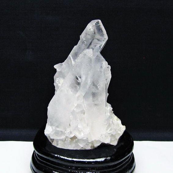 水晶 クラスター マダガスカル産 台座付属 原石 送料無料 一点物 182