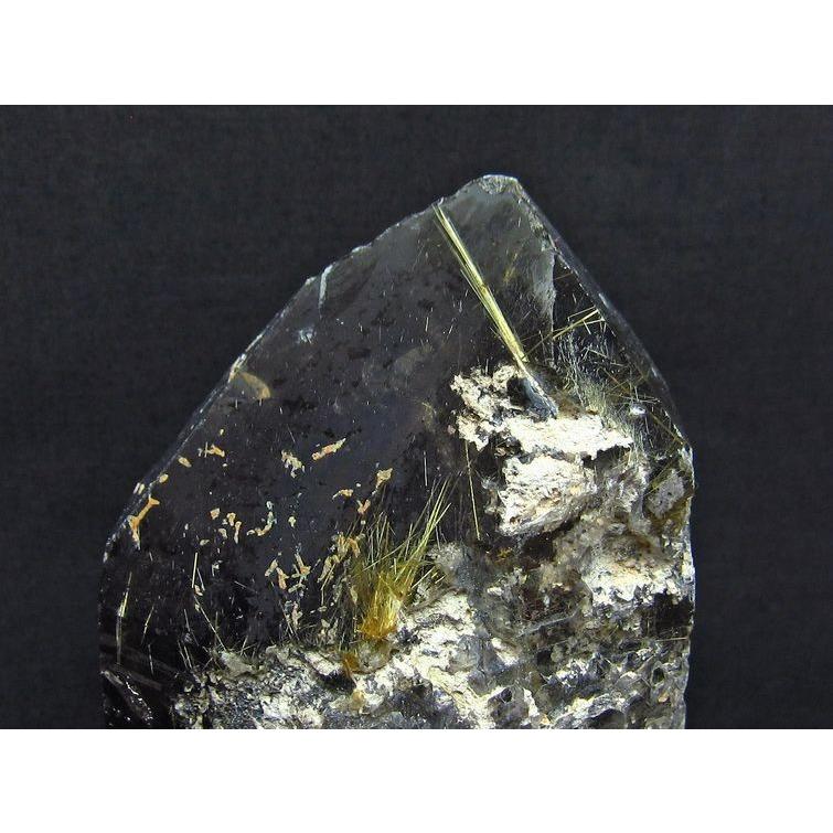 2.2Kg スモーキークォーツ 煙水晶 原石 ルチルクォーツ入り 台座付属