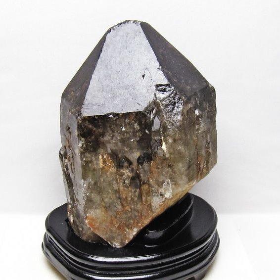 5.8Kg スモーキークォーツ 原石 煙水晶 エレスチャル 台座付属 送料