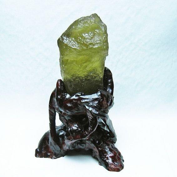 リビアングラス 原石 台座付属 一点物 送料無料 199-943 : 天然石