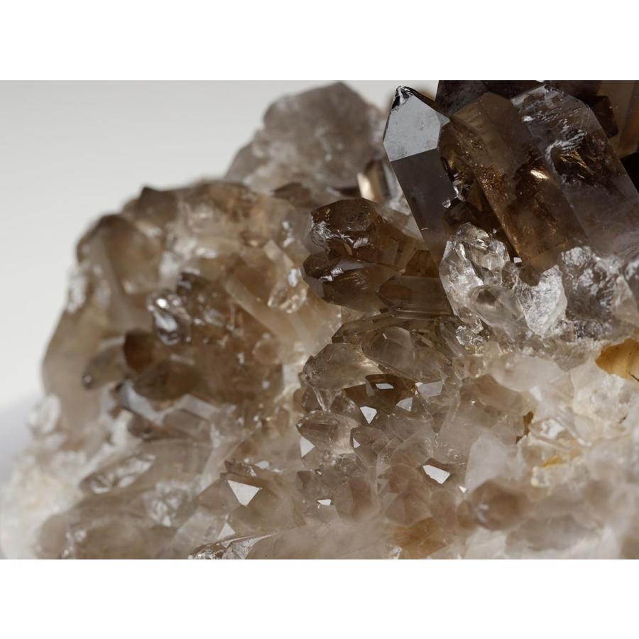 2Kg スモーキークォーツ クラスター ブラジル産 煙水晶 原石 一点物