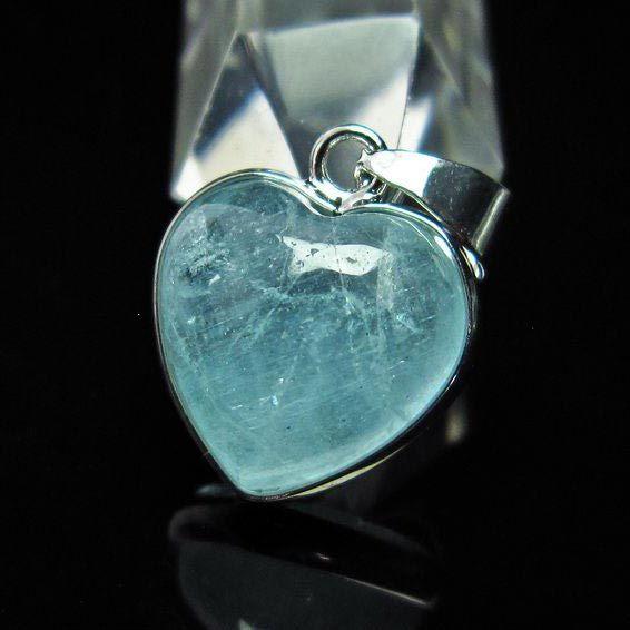 アクアマリン ペンダント Aquamarine ハート ペンダントトップ 人魚の涙 メンズ レディース メール便可 M便 1 712 74 712 74 天然石 パワーストーンの東昇 通販 Yahoo ショッピング