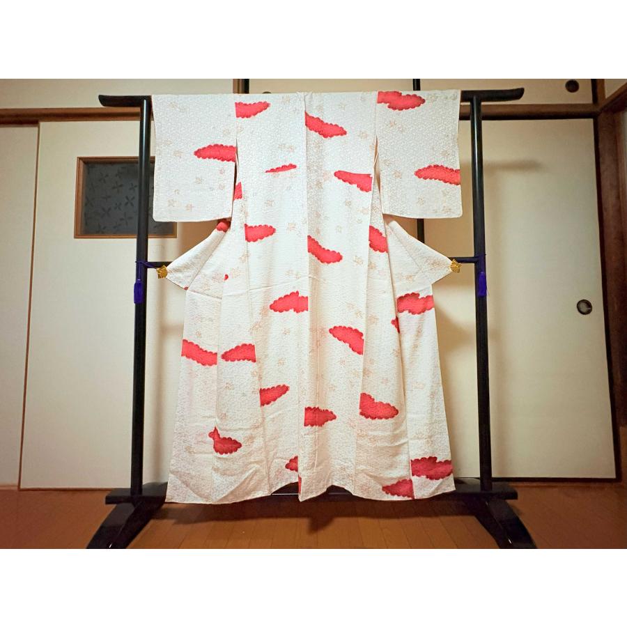 着物 小紋 もみじ 紅葉 白 赤 身丈約151cm 裄丈約62cm 袖幅約
