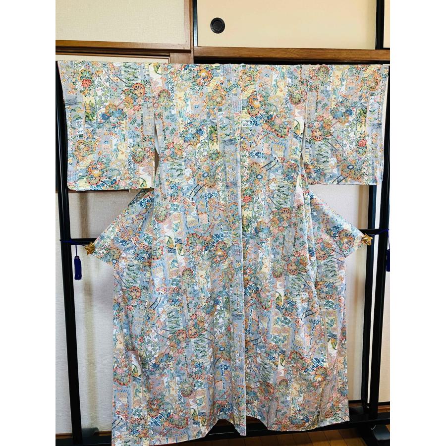 △605mk97△洗える夏の着物！小紋 絽 型染め風 流水 松竹梅△美品 着物 小紋 正絹 / 薄い青色系 草花文 御所車 松竹梅 身丈約149cm 裄丈