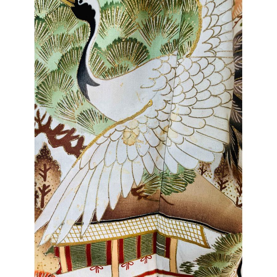 着物 黒留袖 正絹 / 黒色系 ブラック系 草花文 五つ紋 身丈約152cm 裄 