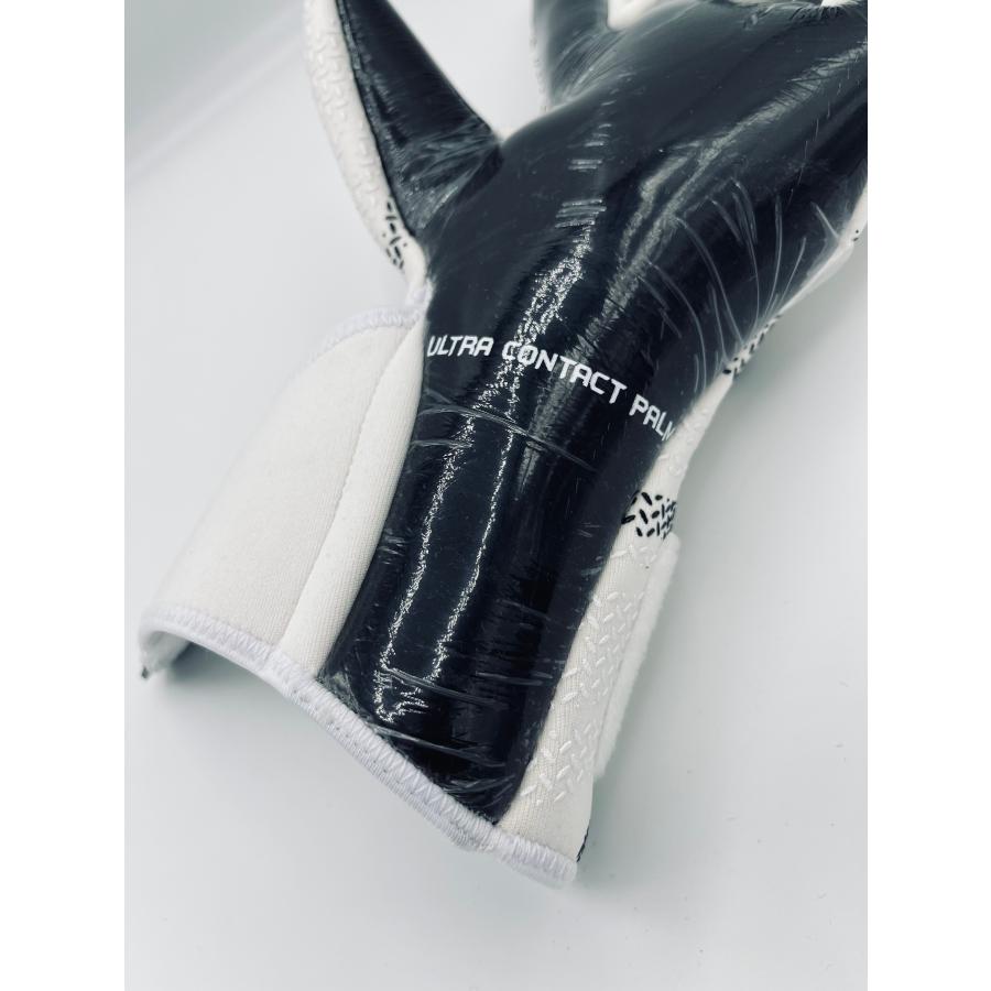 ZERO MAXIS ULTRA V1 (ゼロマキシスウルトラ） キーパーグローブ