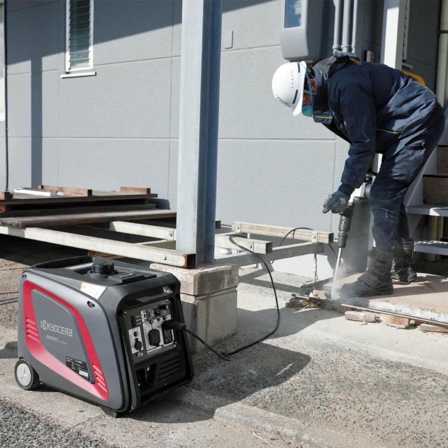 【法人限定】京セラインダストリアルツールズ 3kVA 38.5kg インバーター発電機  EGI300 664900Aの画像