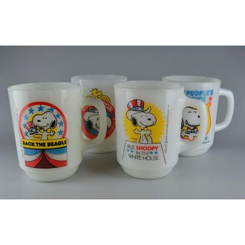 SNOOPY（スヌーピー） ファイヤーキング キャラクターマグ