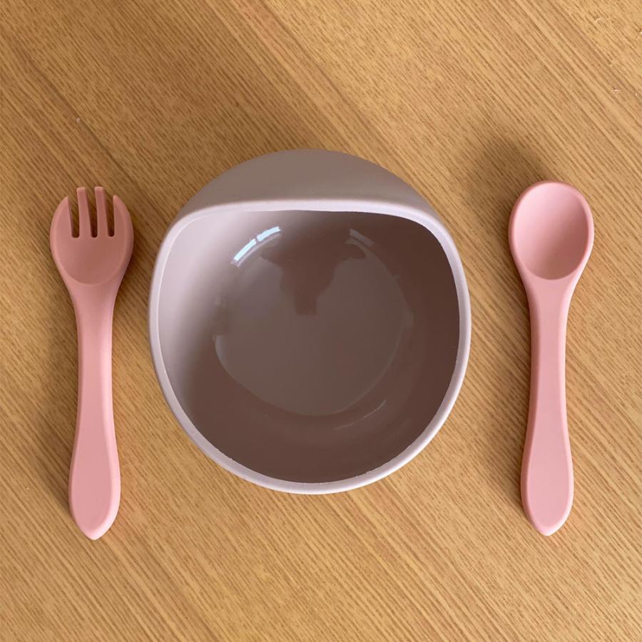 ベビー食器3点セット ベビー用品 シリコン すくいやすい 離乳食 ベビー 赤ちゃん プレゼント ひっくり返らない ギフト 出産祝い 送料無料 901setsilicon3 Tots Togs 通販 Yahoo ショッピング