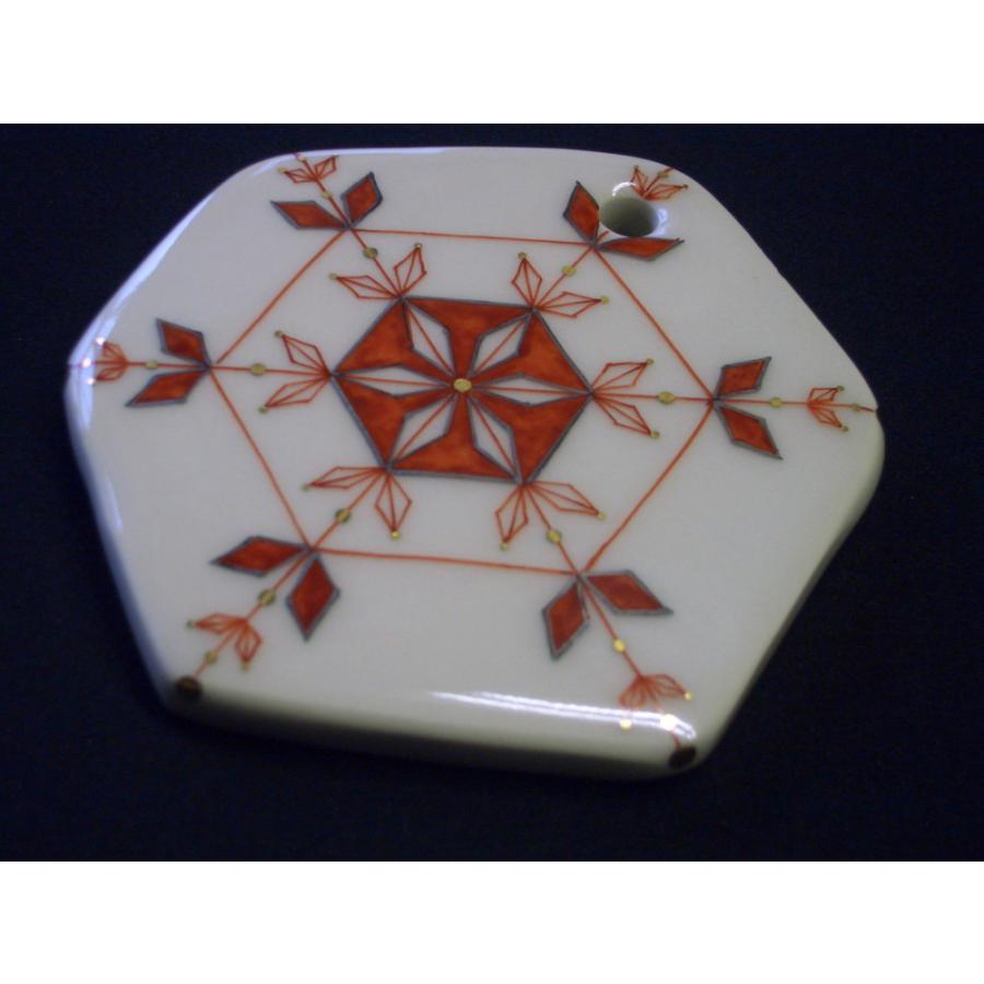 クリスマスオーナメント お待たせいたしました！　九谷焼陶器クリスマス・オーナメント『雪の結晶〜赤絵に金彩銀彩』約9cm |  | 02