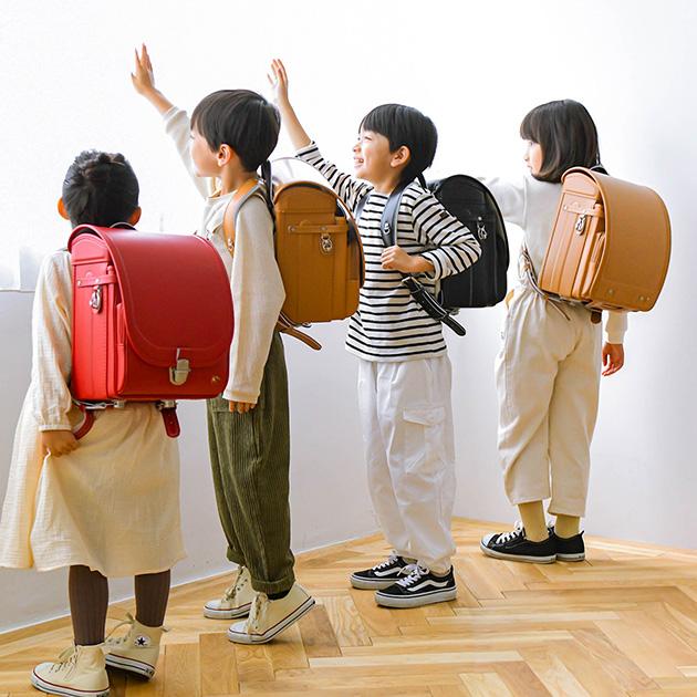 フィットちゃん 男の子 きなこ×こどもと暮らし ずっと　ランドセル　半かぶせ　つばめ ブラック |  | 04