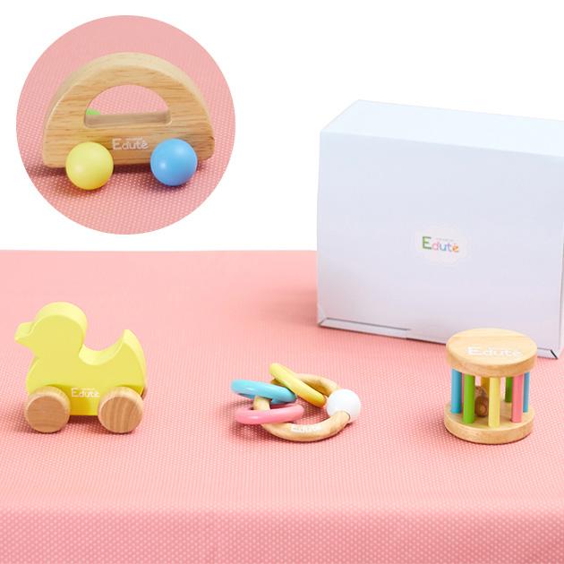 エデュテ 木のおもちゃ 知育玩具 ラトル 木製 出産祝い ベビー
