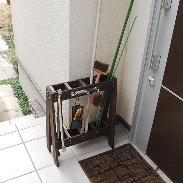 整理 屋外 掃除用具 片づけ 収納 らくらく 便利 ガーデン用具 木製用具置き ウッドツールスタンド Mpg 2642 オシャレな収納 こどもと暮らし 通販 Yahoo ショッピング