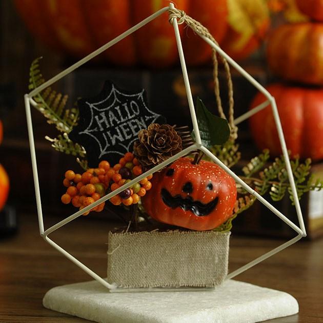 ハロウィン 飾り 付け カボチャ 雑貨 インテリア 玄関 装飾 10月 秋 置物 小物 ハロウィンオブジェ 小悪魔のスクエアパンプキン Pg 135 オシャレな収納 こどもと暮らし 通販 Yahoo ショッピング