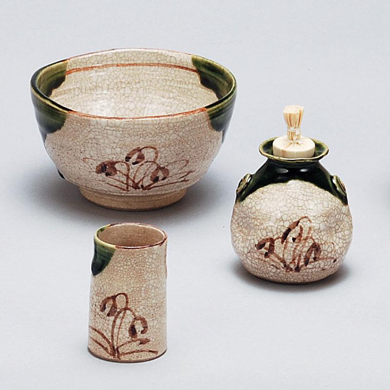 茶箱用 陶器三点セット(利休茶碗、振出し、茶巾筒) 織部 鉄山作 : お 