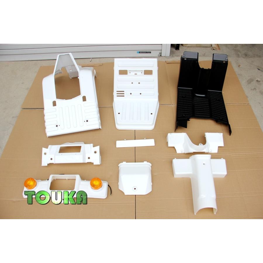 ジャイロX TD01 TD02 外装 インナーセットカウル 白 社外品訳あり割れ ジャイロX TD01 TD02 外装 インナーセット カウル 艶あり白 ホワイト