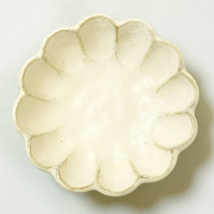 リンカ　 カネコ小兵　茶練 Amazon｜美濃焼 カネコ小兵 「 リンカ 」 プレート 取皿 茶 練輪花