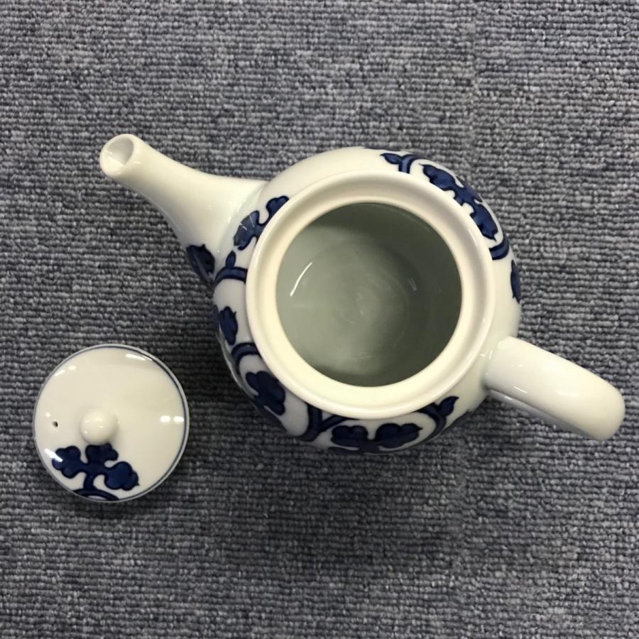 急須■染付唐草紋 大清康照年製 ハート型 後手 茶瓶 茶器 古玩 唐物 時代物■ 急須□染付唐草紋 大清康照年製 ハート型 後手 茶瓶 茶器 古玩