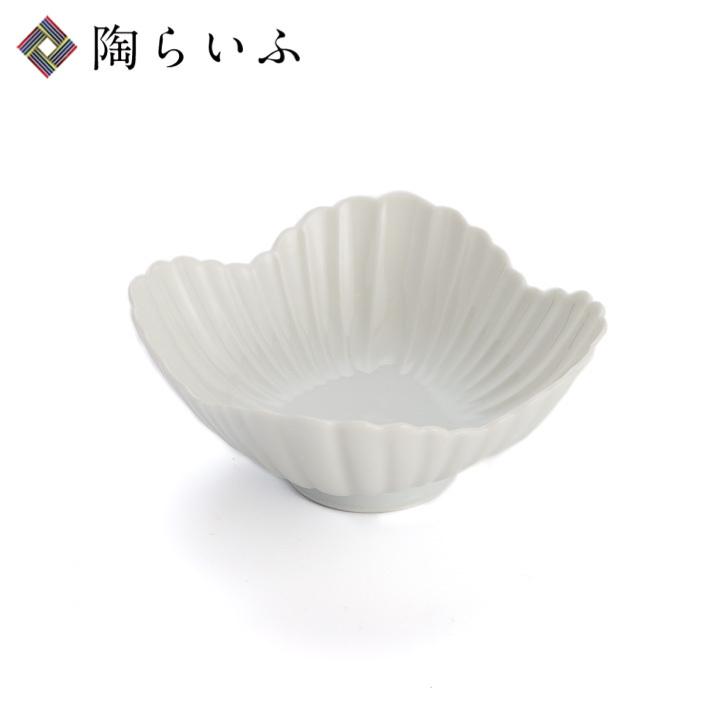 九谷焼 白磁 菊型四方小鉢 / 妙泉陶房 和食器 皿 鉢 人気 ギフト 