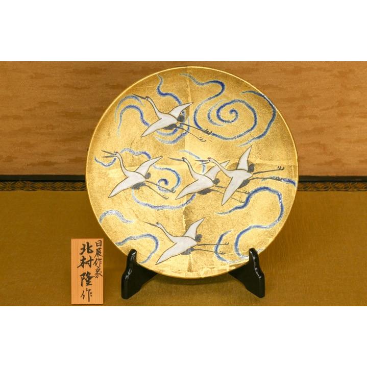 九谷焼 9号飾皿金箔鶴文(皿立付)/北村隆 : 使う・贈る 九谷焼 九谷焼 9号飾皿金箔鶴文(皿立付)/北村隆 : 使う・贈る 九谷焼