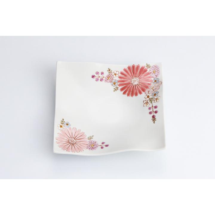 九谷焼 角皿 華 ピンク / 色絵遊 ｜ 波角皿 14cm 中皿 人気 ギフト
