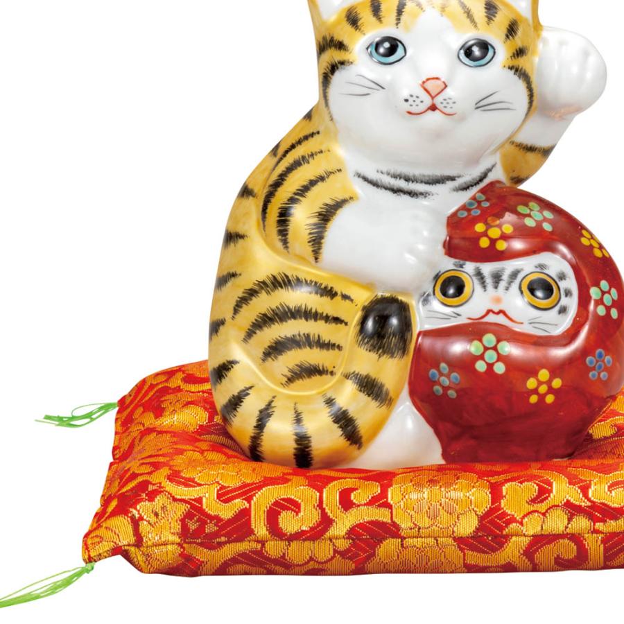 九谷焼 5号達磨招き猫 金彩釉(布団付) k8-1524 : 使う・贈る 九谷焼 5号達磨招き猫 金彩釉(布団付) k8-1524 : 使う・贈る