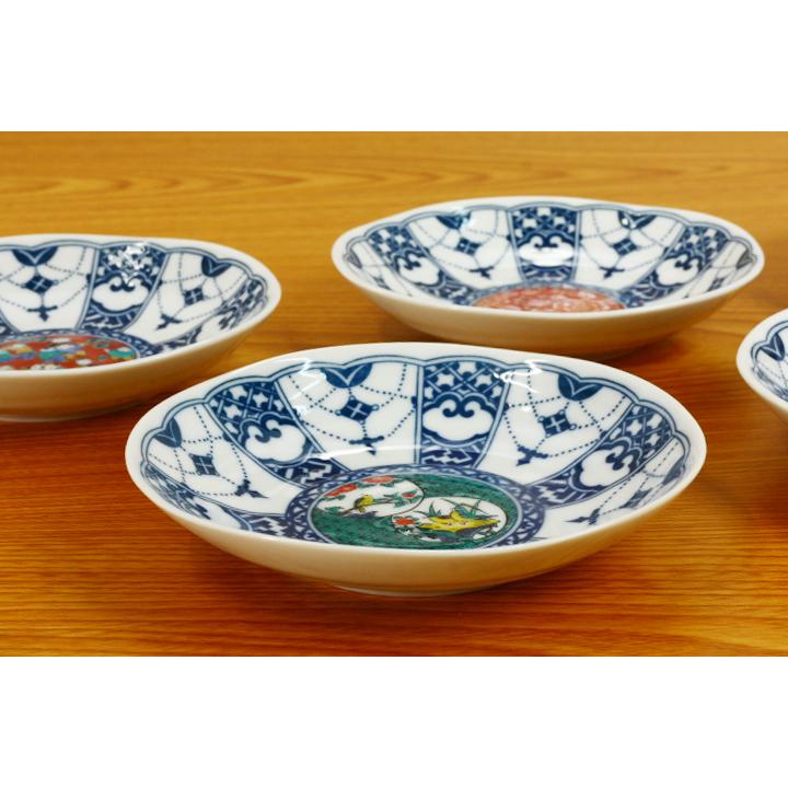 ー九谷焼ー　松月窯　染付瓔珞紋花鳥　中深鉢　他4点おまとめ ー九谷焼ー 松月窯 染付瓔珞紋花鳥 中深鉢 他4点