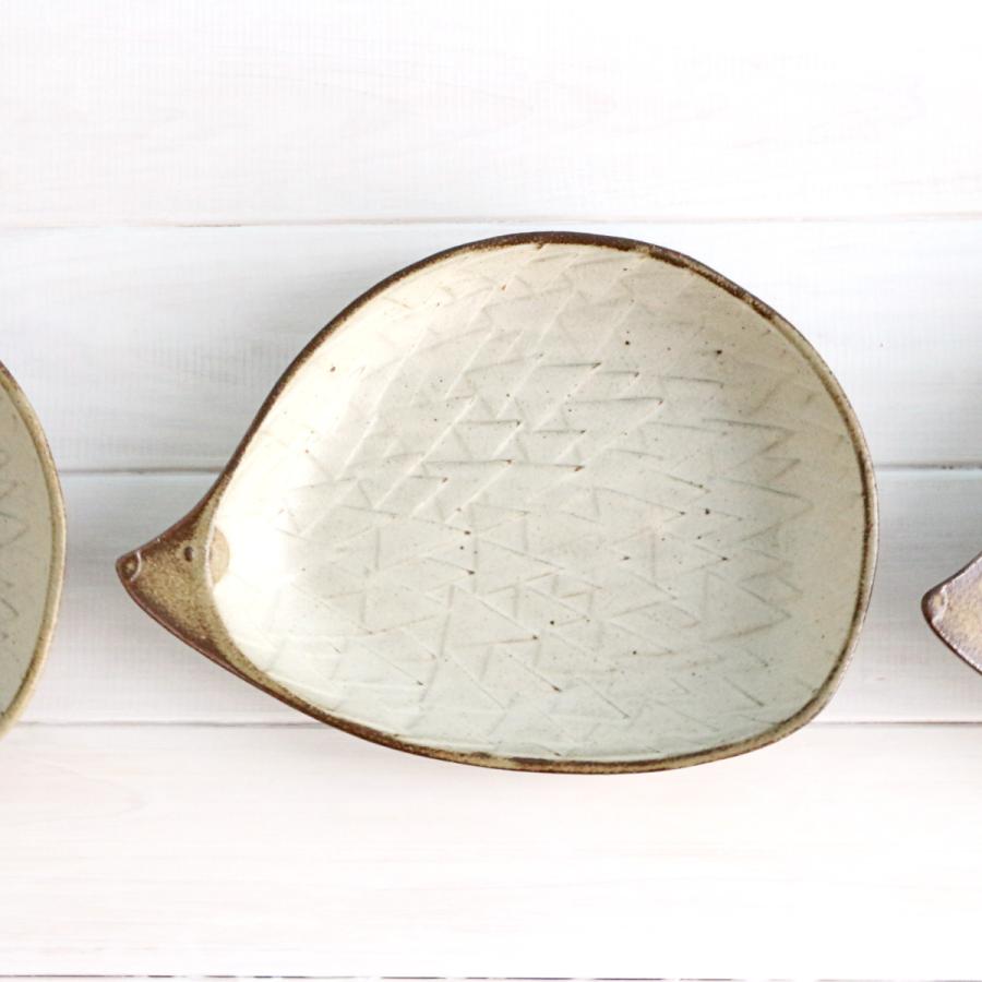 時代 ヒビ焼 水鳥紋大皿 アンティーク 送料込み250927 時代 ヒビ焼