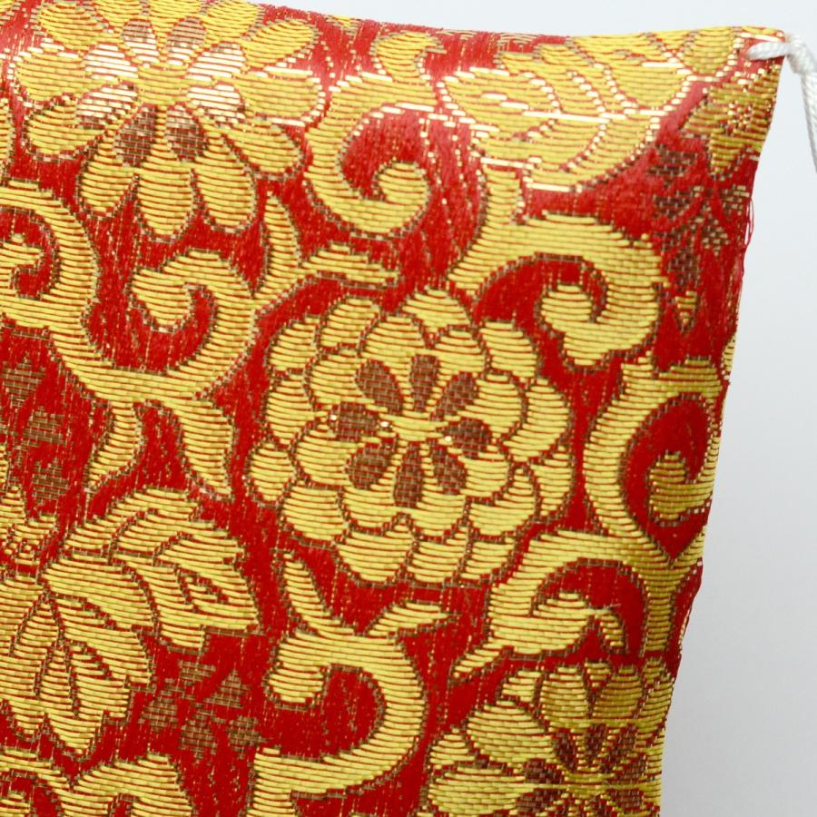 置物用ミニ座布団 唐花金襴（大） [CP10] : 人形の東籬 - 通販