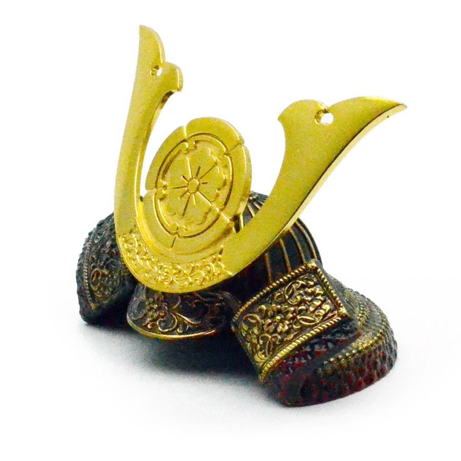 新名将兜 織田信長 座布団付き 手のひらサイズ兜飾り : 人形の東籬