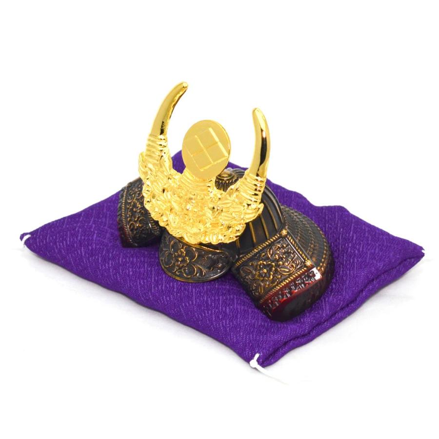 新名将兜 武田信玄 座布団付き 手のひらサイズ兜飾り : 人形の東籬