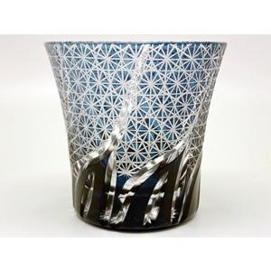 ウランガラス　USA　カナリアンイエロー　菊型ひねり切子　デザ―トカップ ウランガラス USA カナリアンイエロー 菊型ひねり切子 デザ―トカップ