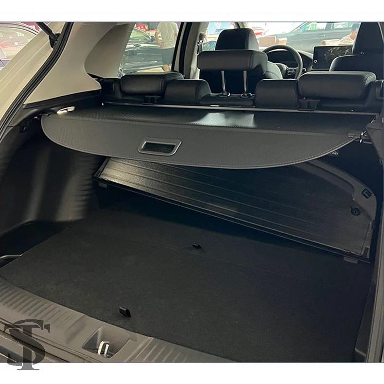 並行輸入品 リアトランクカーゴカバーホンダ ZRV ZR-V 2022-2024