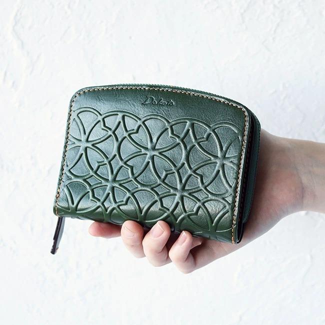 Dakota（ダコタ） 最大P47％ ノベルティ付 二つ折り財布 リリーヴォ