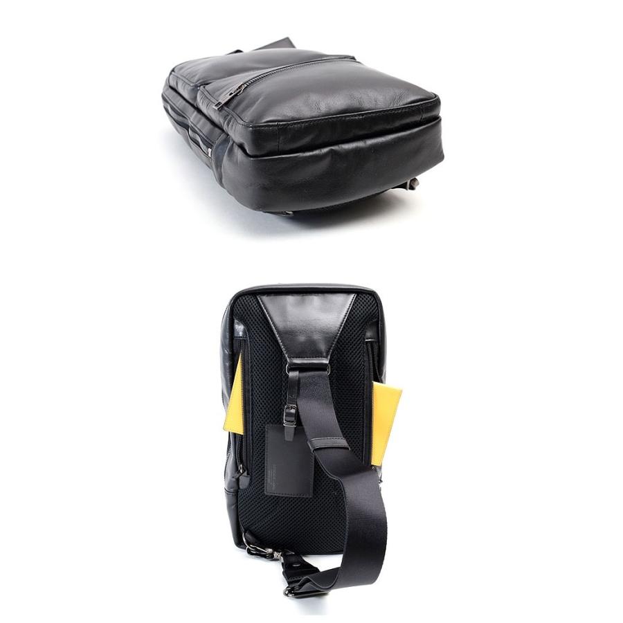 吉田カバン LUGGAGE LABEL ラゲッジレーベル　 ショルダーバッグ　黒 LUGGAGE LABEL 吉田カバン 吉田かばん ラゲッジレーベル ボディ