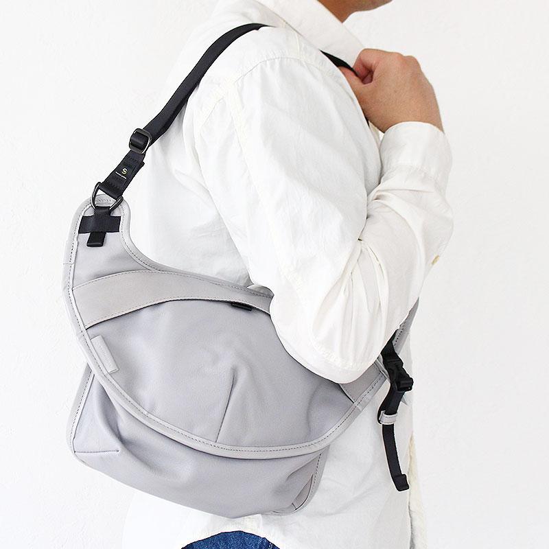 master-piece メッセンジャーバッグ Messenger bag