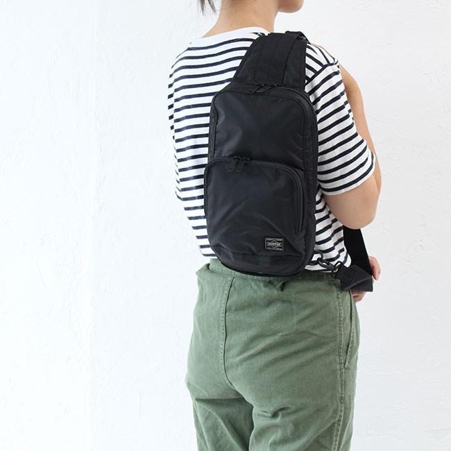 PORTER ポーター フラッシュ スリングショルダーバッグ 689 PORTER ポーター フラッシュ スリングショルダーバッグ 689