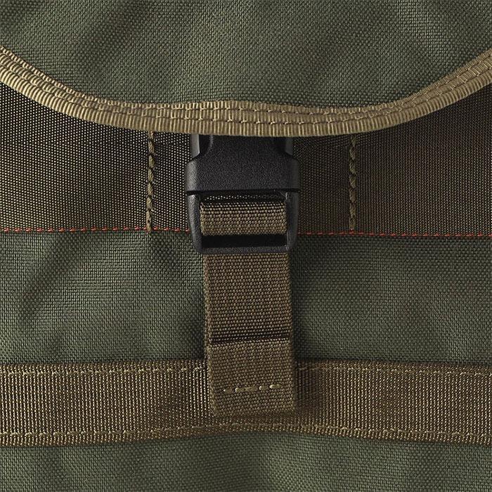 BRIEFING（ブリーフィング） クラッチバッグ PC収納 PCケース ラップ