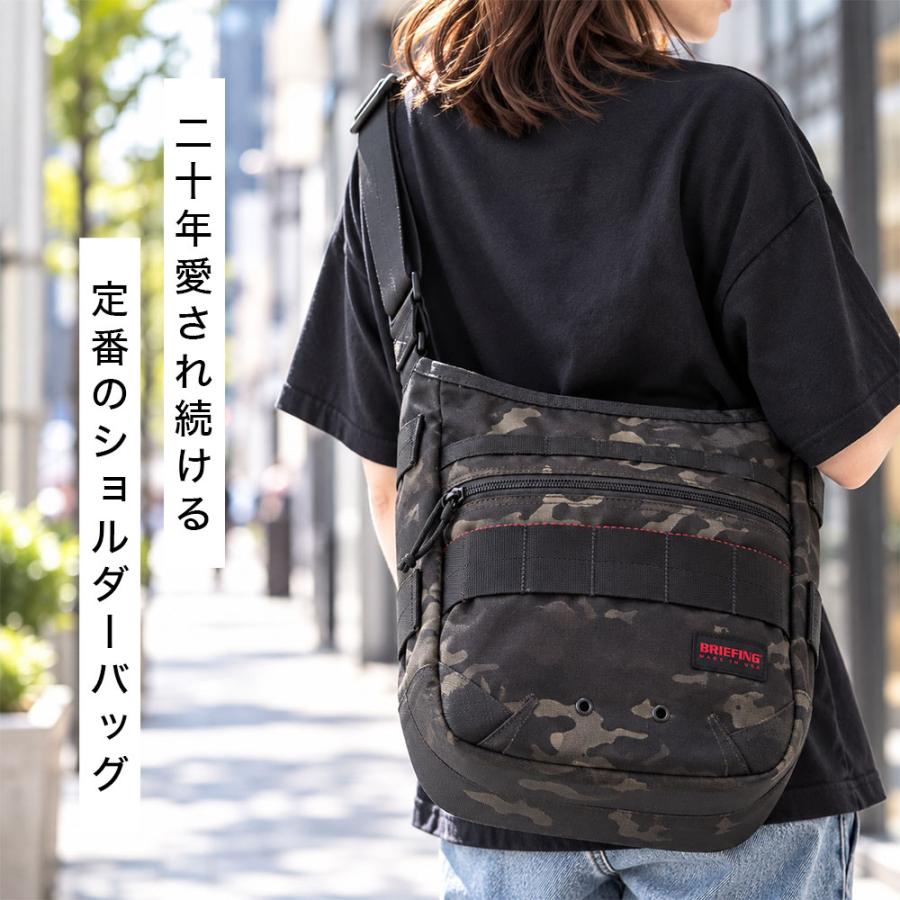 BRIEFING（ブリーフィング） USA DAY TRIPPER ショルダーバッグ