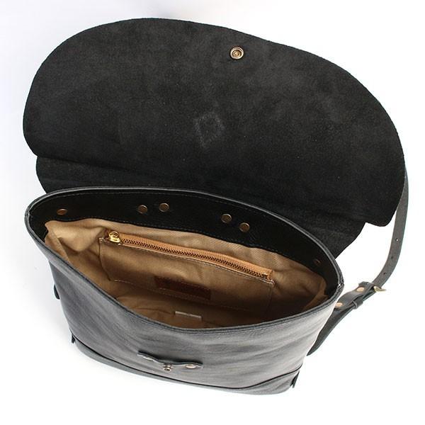 美品　CLEDRAN 本革 リュック バック シボ革 ブラック CLEDRAN クレドラン バッグ アモ リュックサック リュック AMO